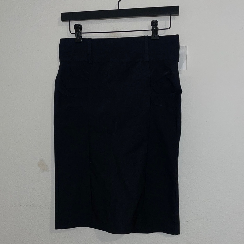 NWT juniors Black pencil skirt size 7